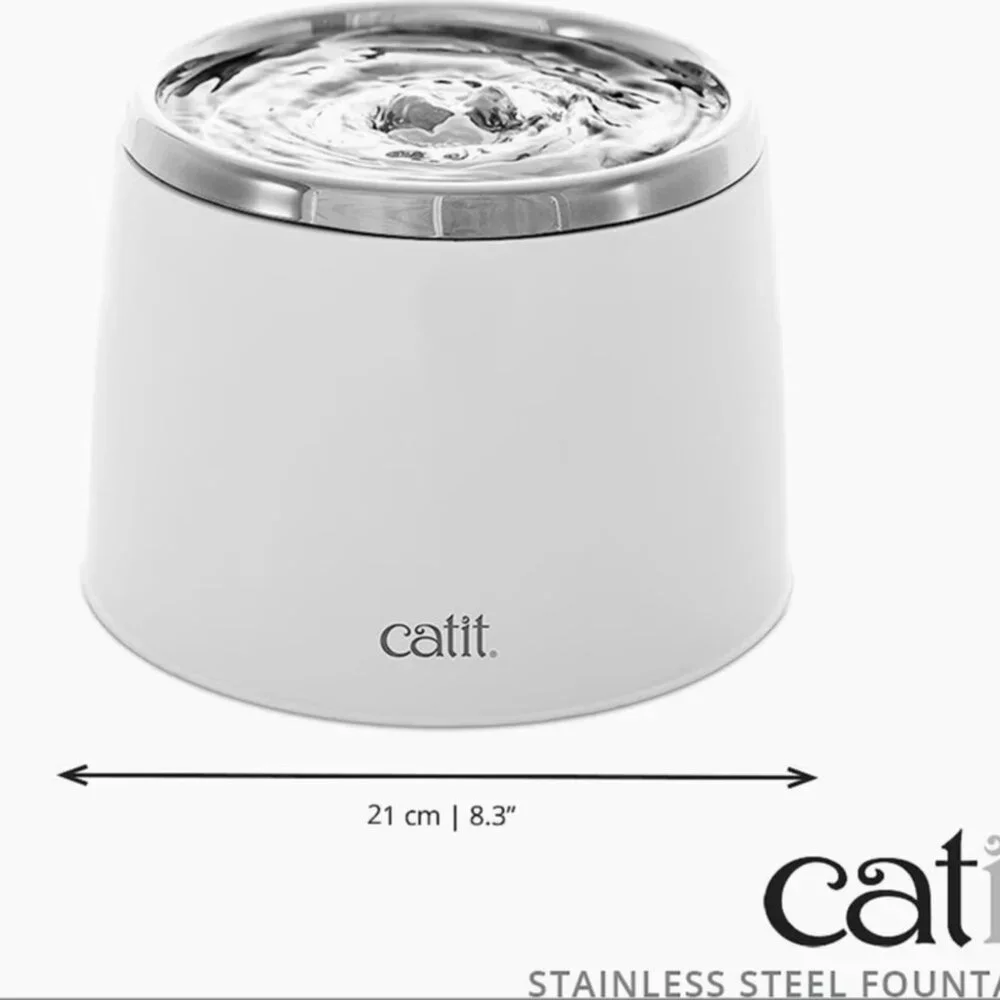 PETS: STAINLESS STEEL DRINKING CAT FOUNTAIN & (12) TRIPLE ACTION WATER FILTERS